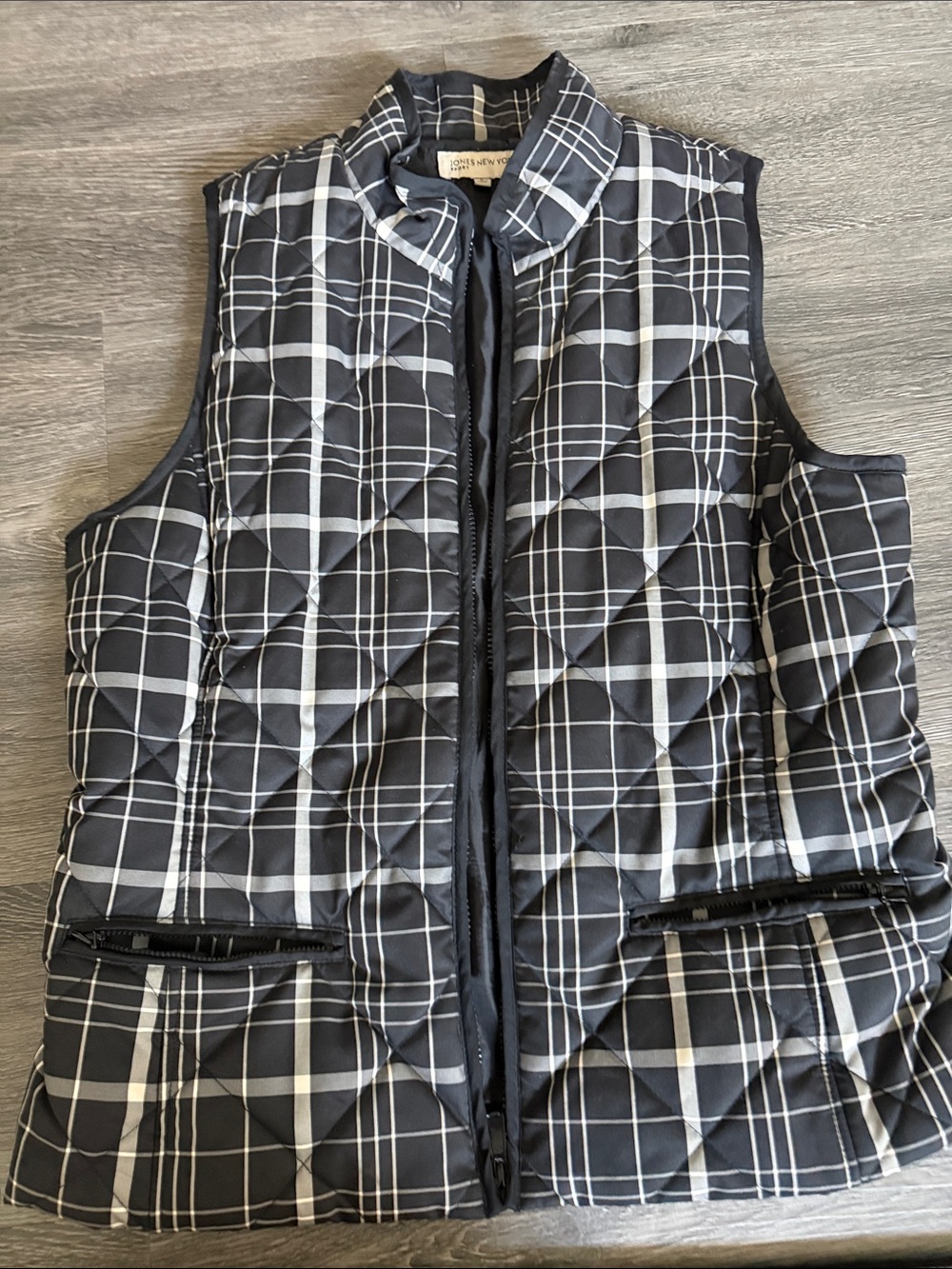 Jones New York Black and White Plaid Quilted Vest